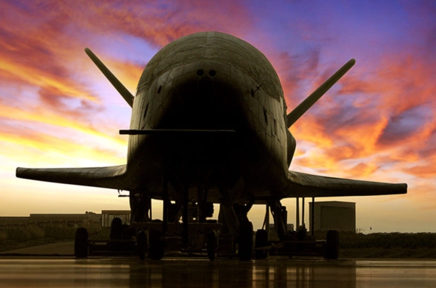 an-official-photo-of-the-x-37b.jpg